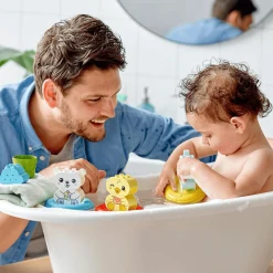 10965 Badespaß: Schwimmender Tierzug