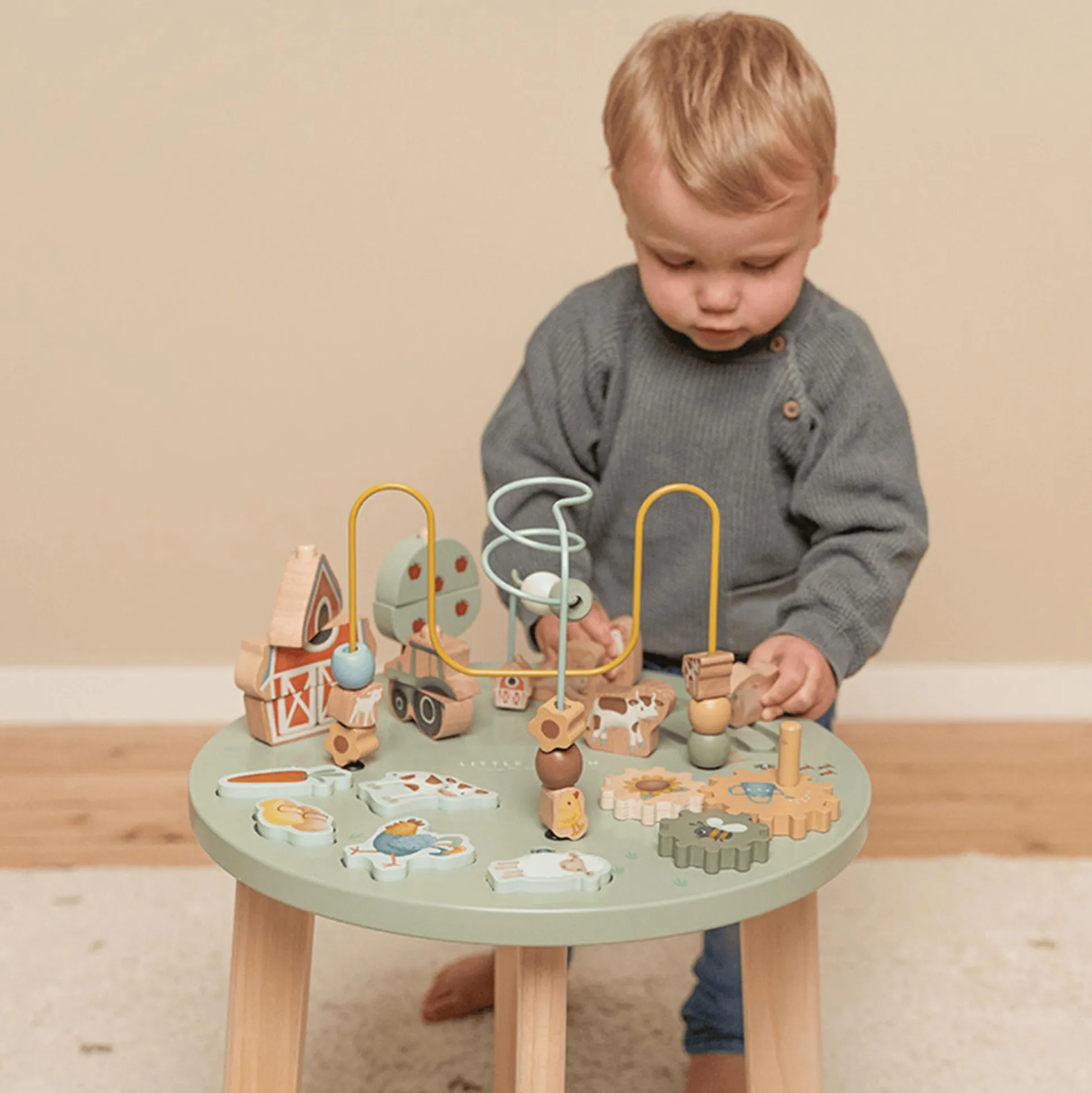 Aktivitäten-Tisch Little Farm