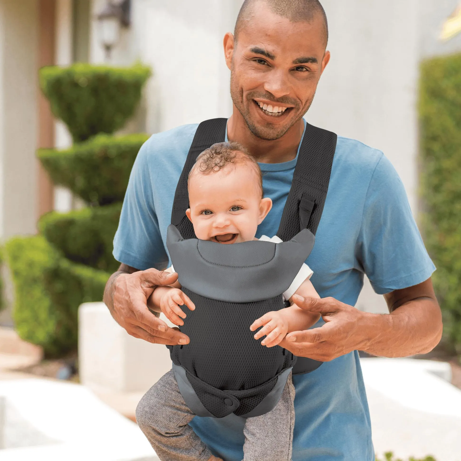 Babytrage Flip 4-in-1 Light & Airy