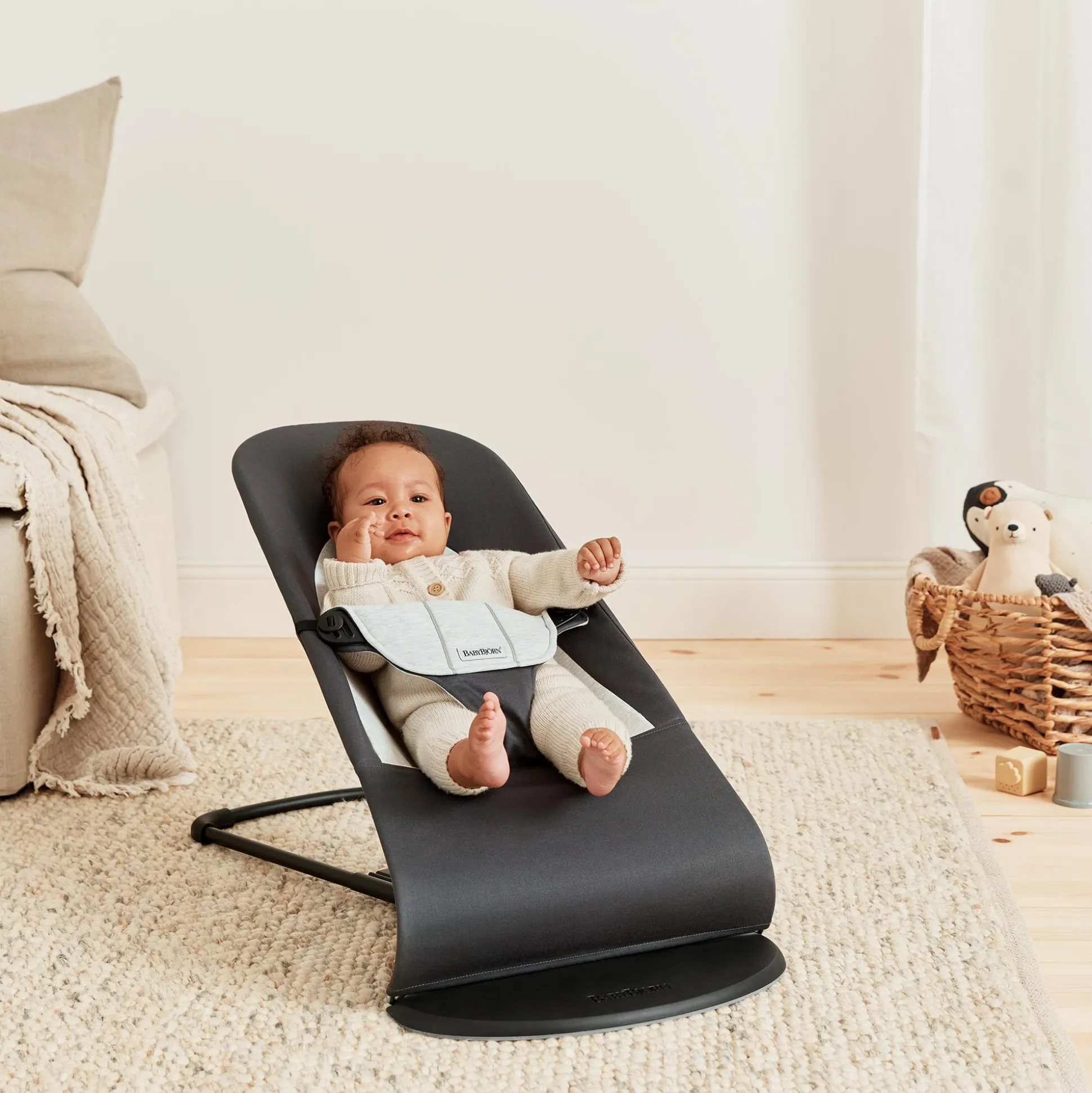 Babywippe Balance Soft Dark Grey