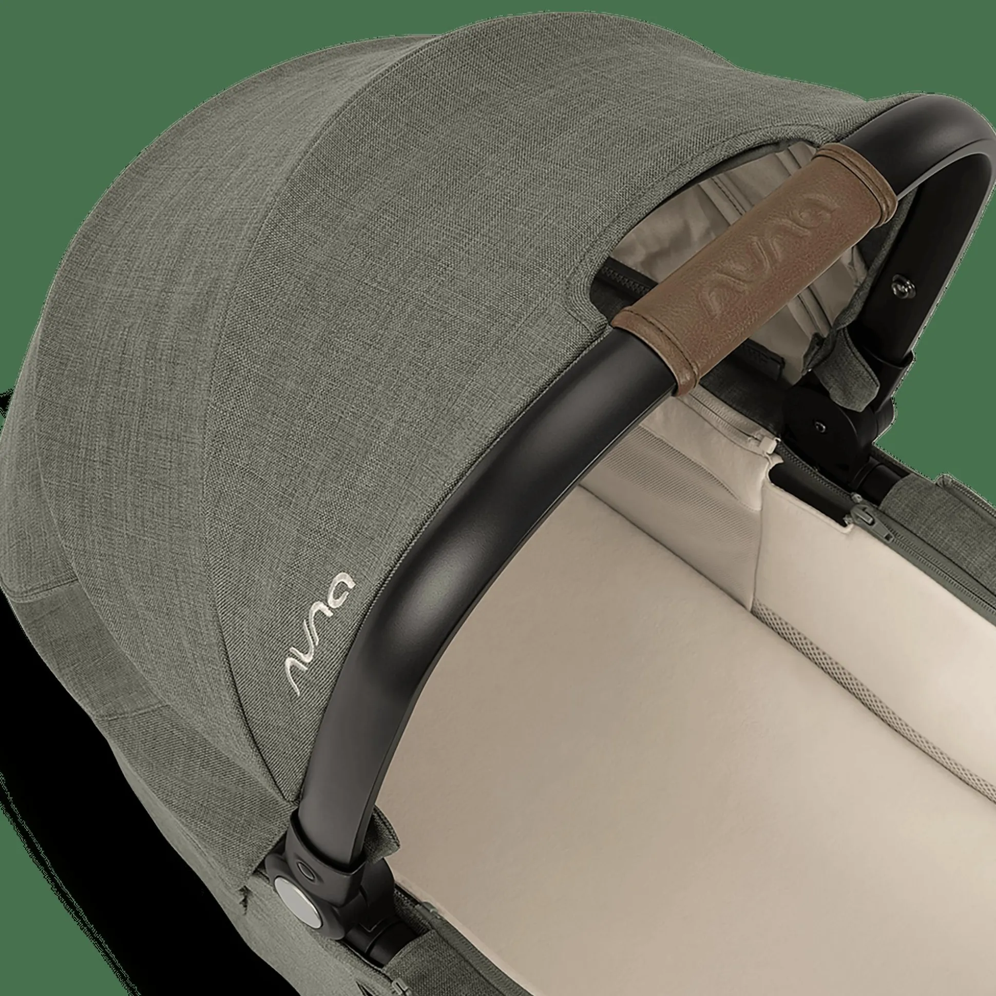 DEMI next Wanne Pine