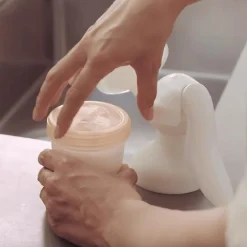 Handmilchpumpe first moments