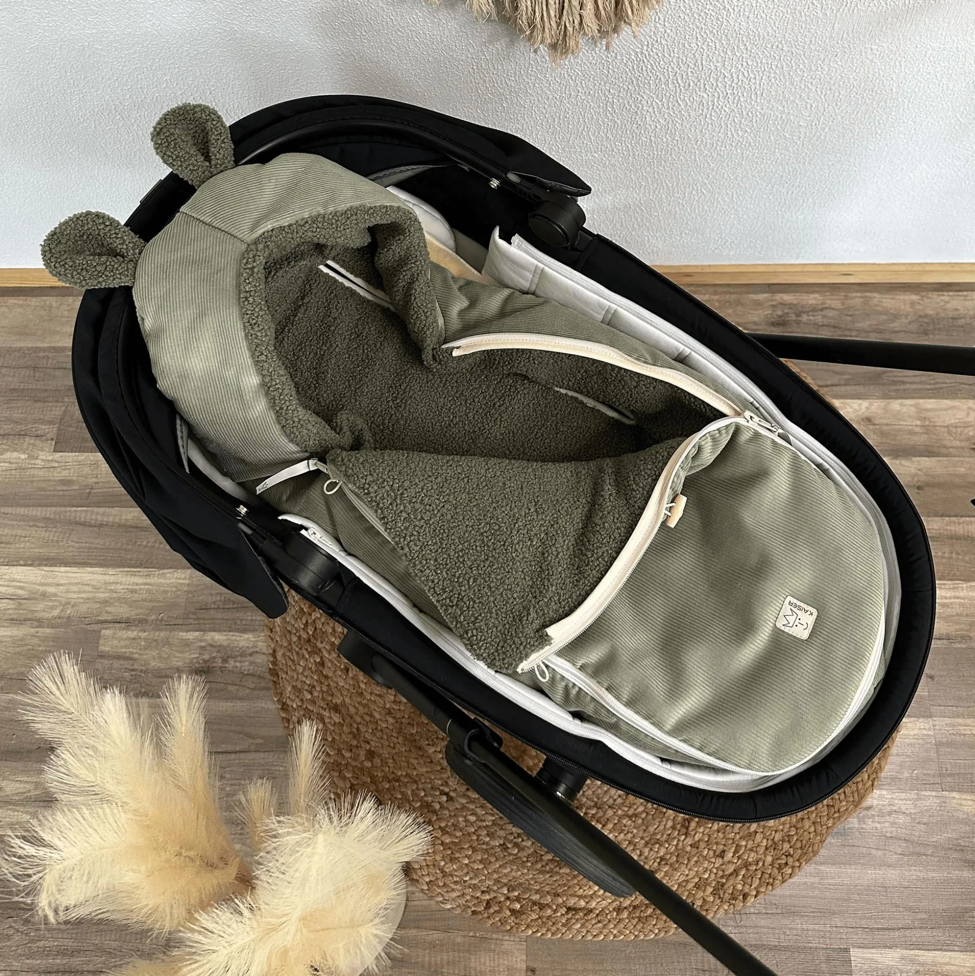 HIMA Babyschalen Fußsack Mineral Green