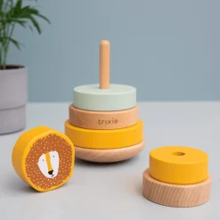 Holz Stapelturm Mr. Lion