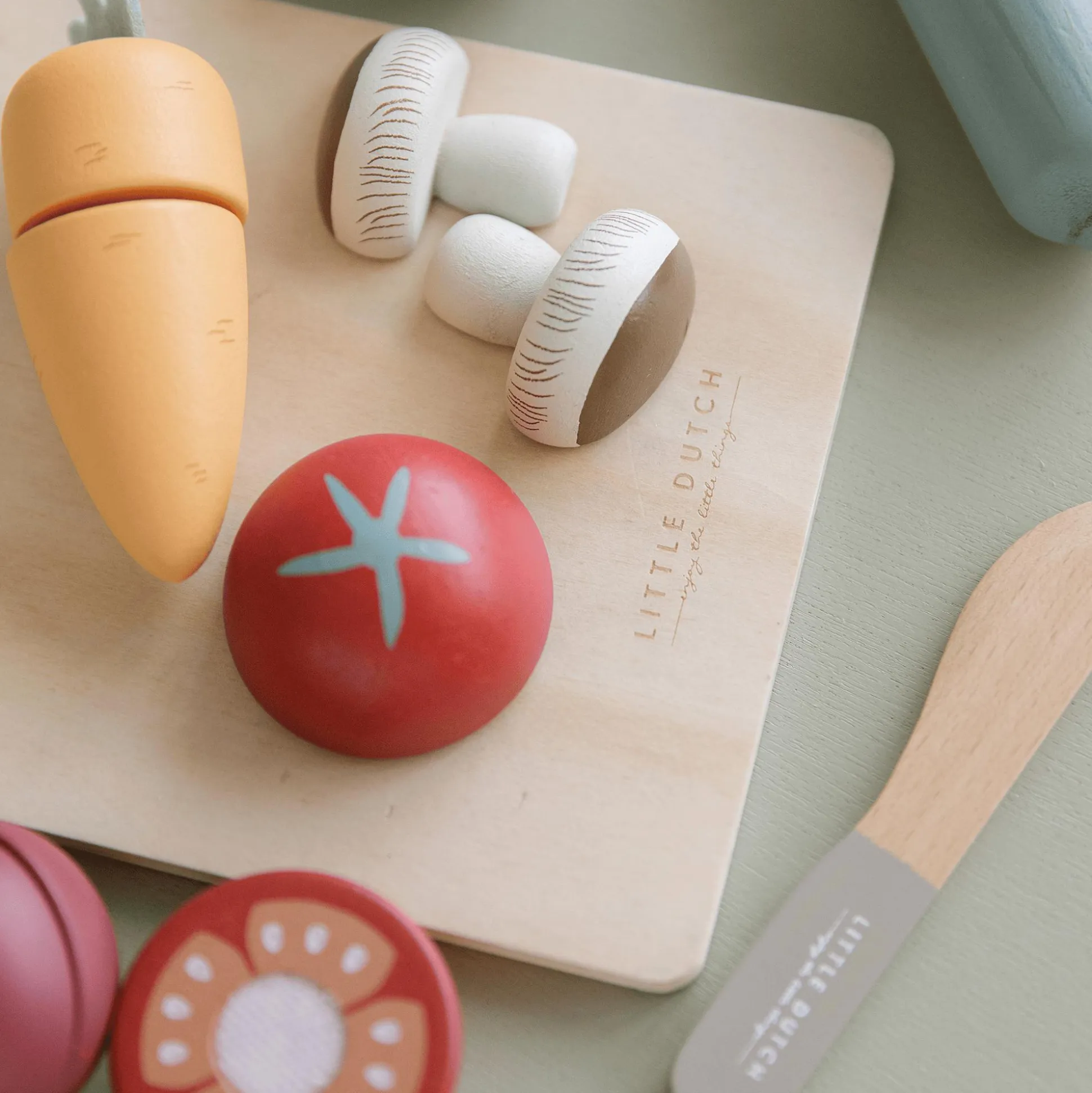 Holz-Gemüse zum Schneiden