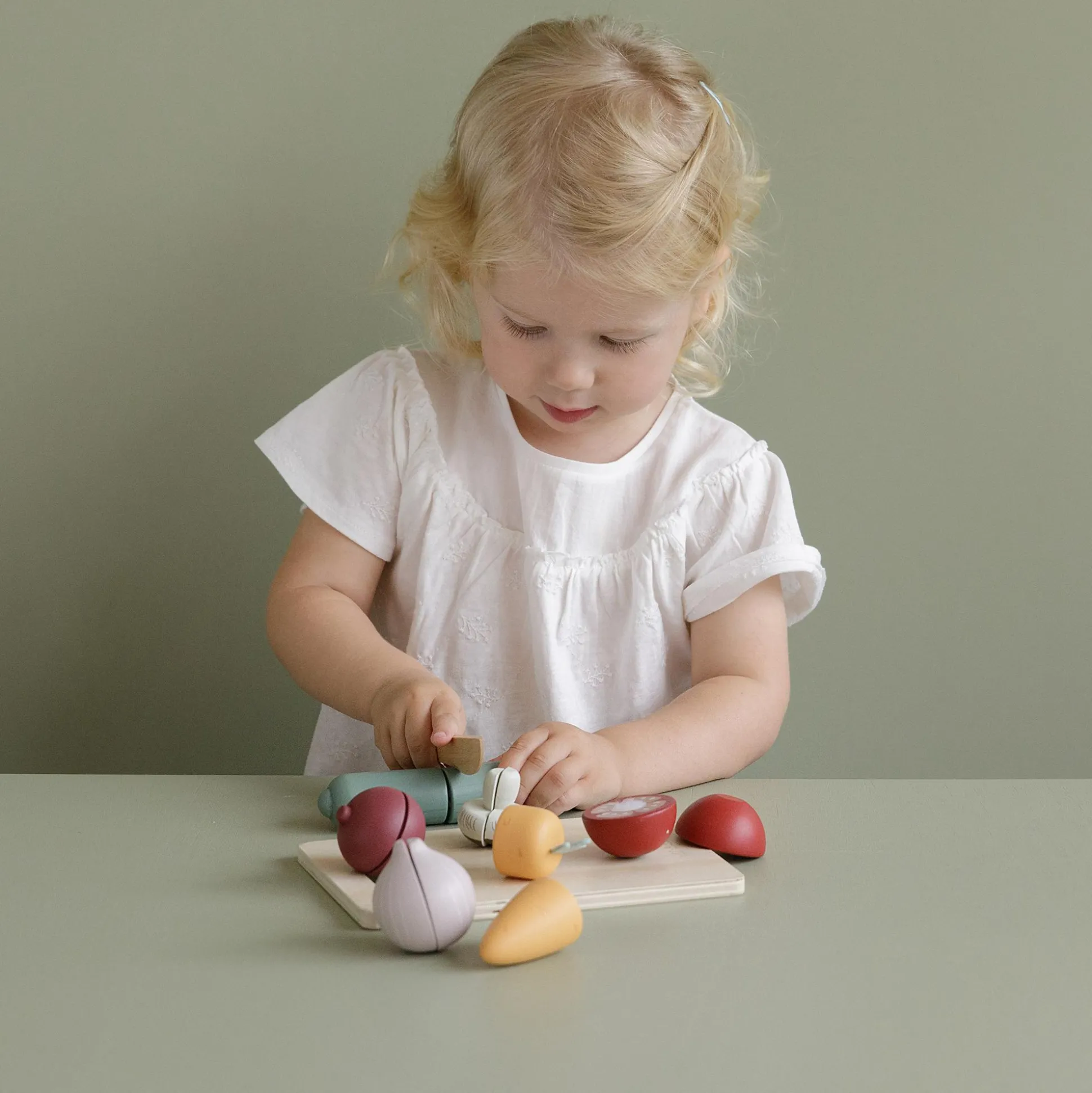 Holz-Gemüse zum Schneiden