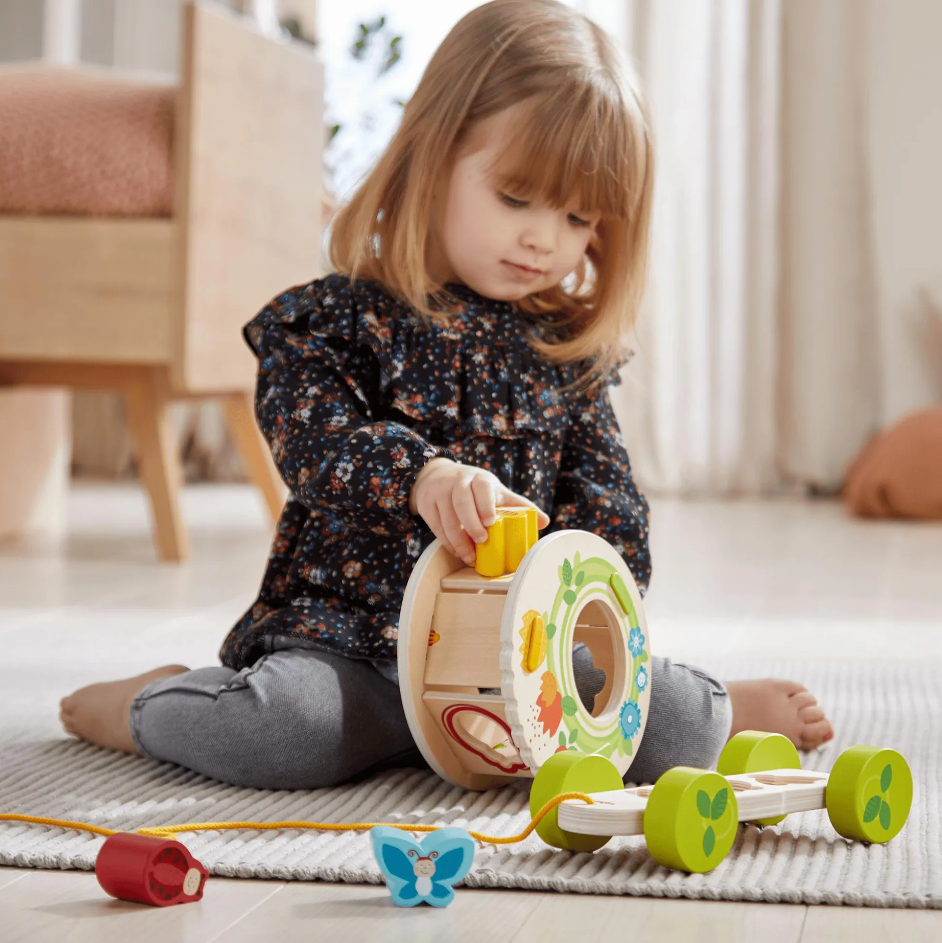 2-in-1 Ziehfigur und Sortierbox Blumenwiese