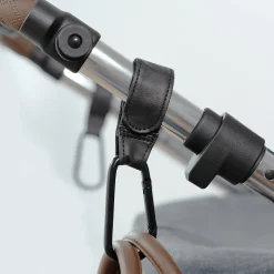 Karabinerhaken für den Kinderwagen