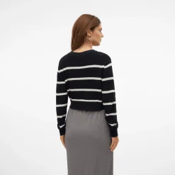 Kurzer Strickpullover