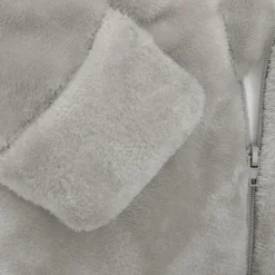 Kuscheloverall mit Klapphänden