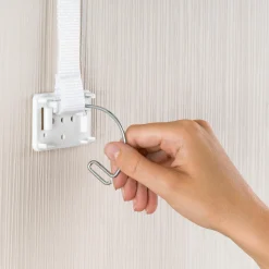 Möbel-Kippsicherung