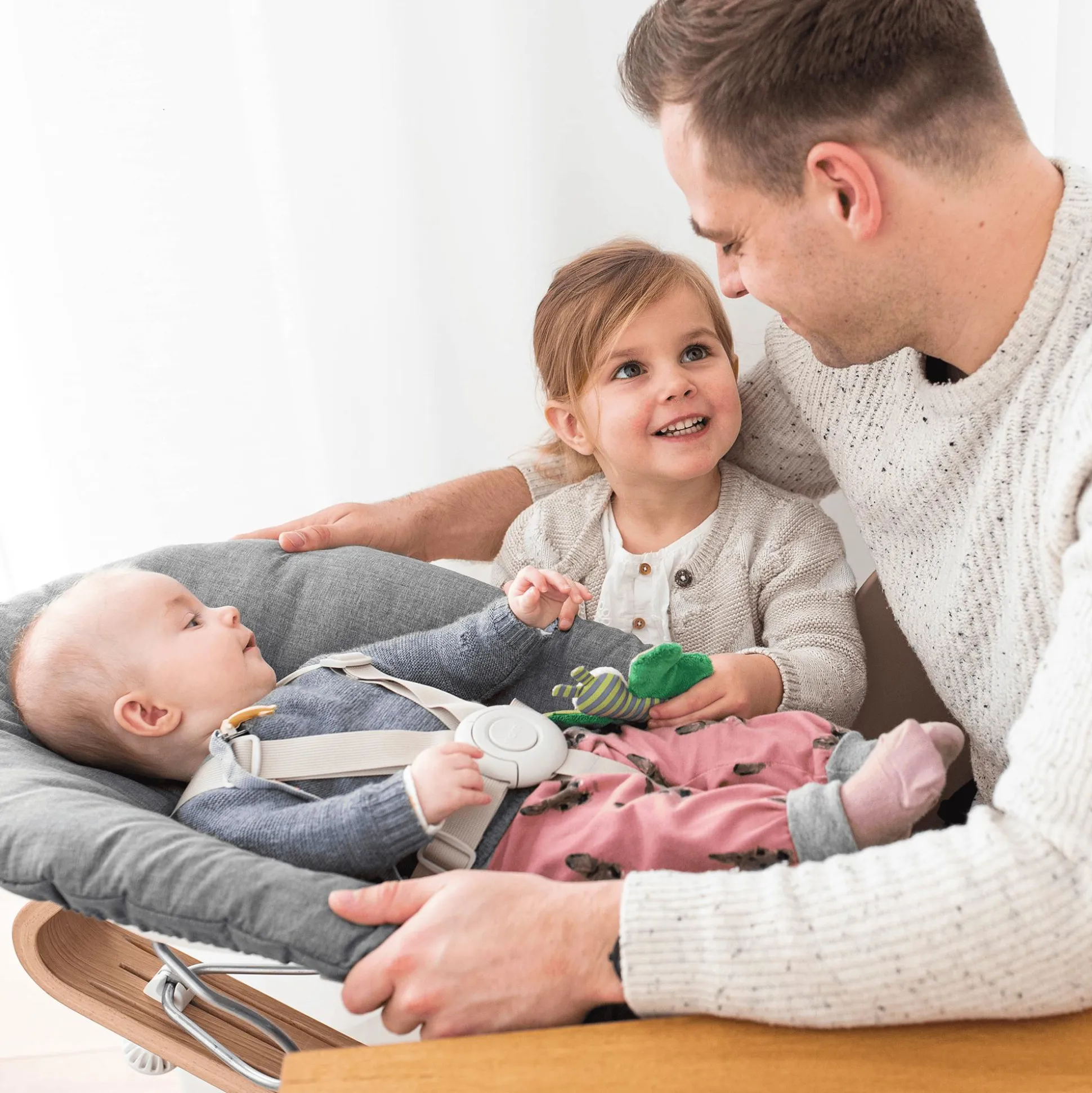 Nomi® Newborn Set White Grey Pink