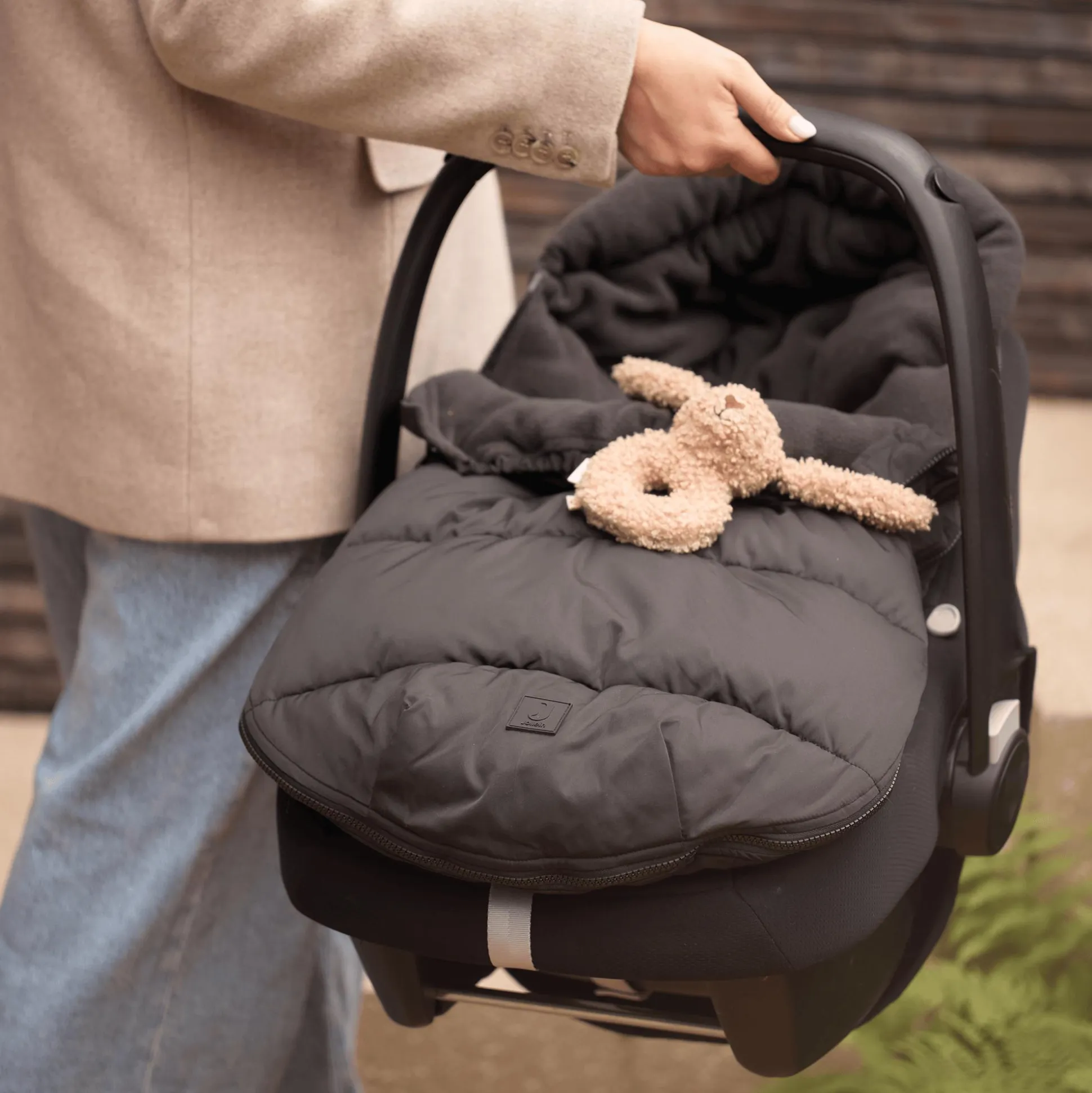 Rassel Bunny Riverside