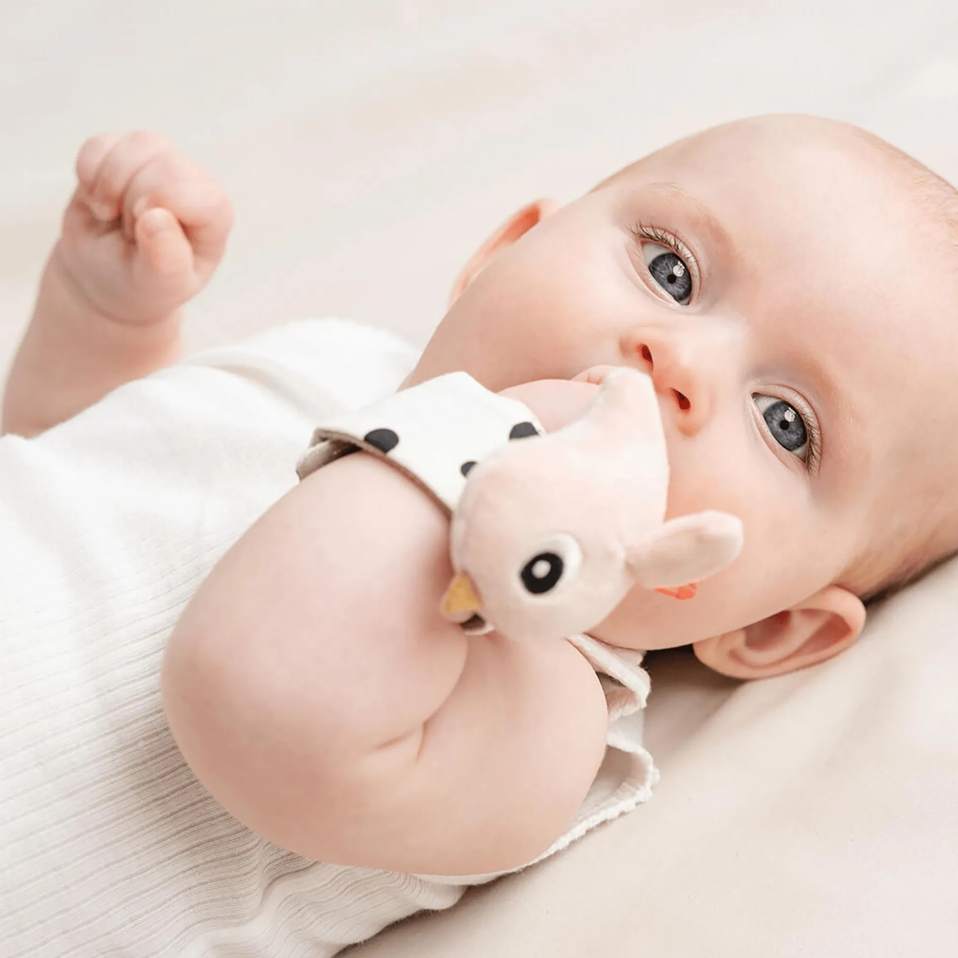 Rasselarmbänder Happy Clouds